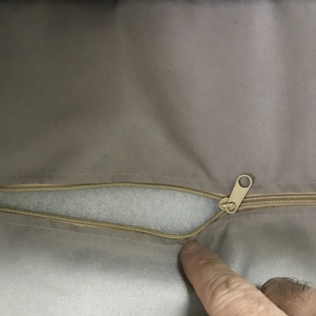 Pet Products Portable Console Booster Dog Car Seat & Carrier for Small Dogs & Cats,Car Seat for Center Car Armrest Safety Tether